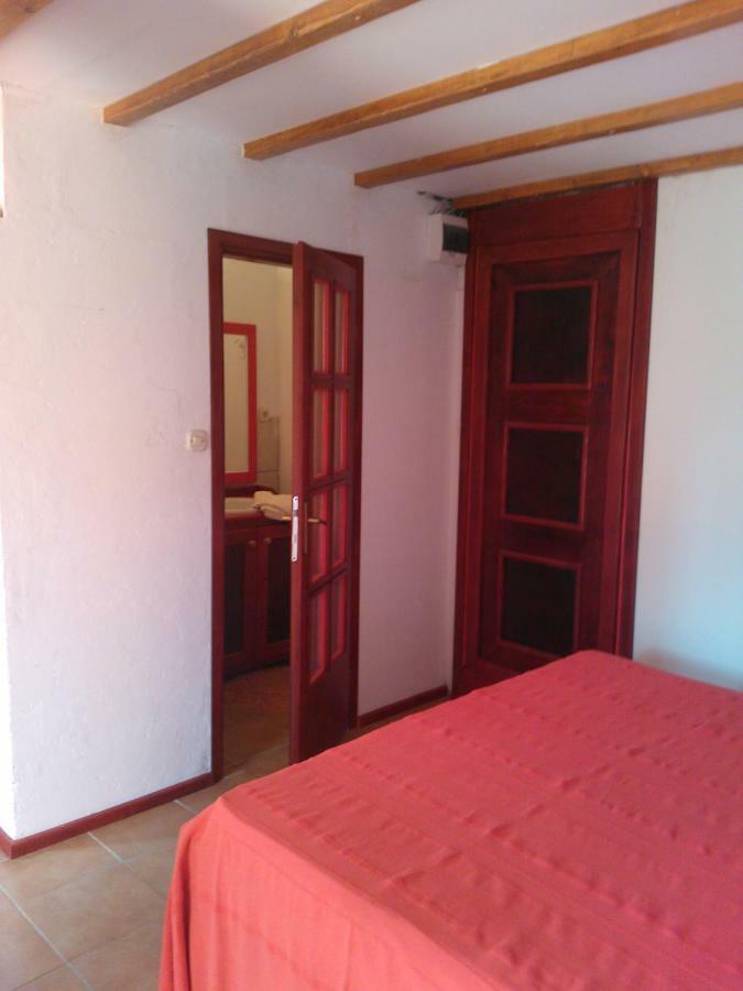 Apartments Picasso Komiža Buitenkant foto